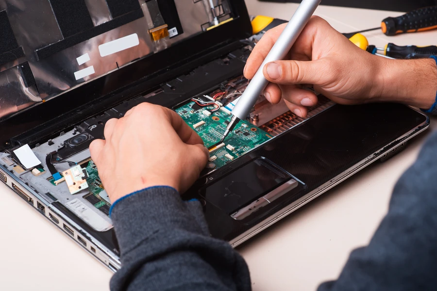 How To Know When Your Laptop Screen Needs Repair Atlanta, GA How To Know When Your Laptop Screen Needs Repair Atlanta, GA